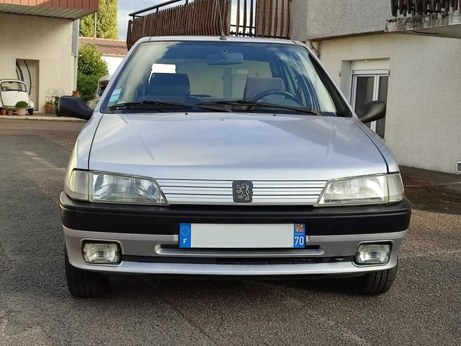 Peugeot 106 1.4 i 75 XT Gris de 1993