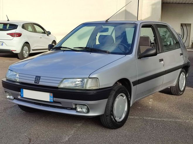 Peugeot 106 1.4 i 75 XT Gris de 1993