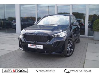  Voir détails -BMW iX1 Xdrive30 M SPORTPAKKET ACC PANODAK BLACK à Moerkerke (83)