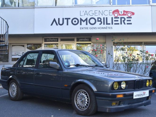 BMW Serie 3 Serie (E30) 320i 2.0 i 129cv Gris de 1990