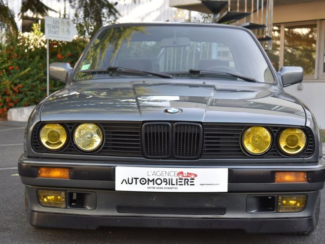 BMW Serie 3 Serie (E30) 320i 2.0 i 129cv Gris de 1990
