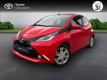  Voir détails -Toyota Aygo 1.0 VVT-i 69ch Stop&Start x-wave 5p à Noyal-Pontivy (56)