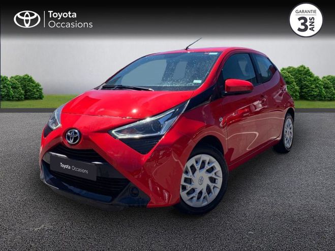 Toyota Aygo 1.0 VVT-i 72ch x-play 5p MY20 Rouge Chilien de 2021