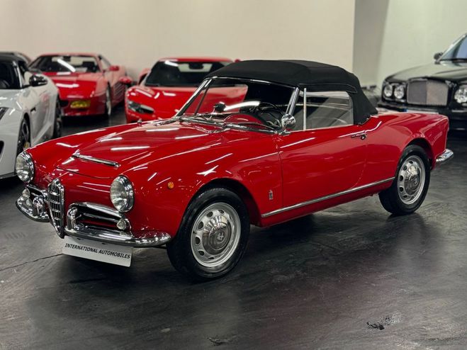 Alfa romeo Giulietta 1300 SPIDER Rouge de 1960
