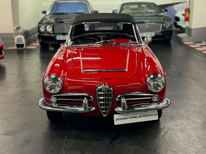 Alfa romeo Giulietta 1300 SPIDER Rouge de 1960