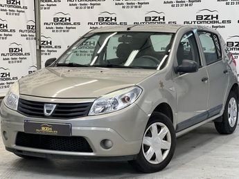  Voir détails -Dacia Sandero 1.2 16V 75CH AMBIANCE EURO5 à Vern-sur-Seiche (35)