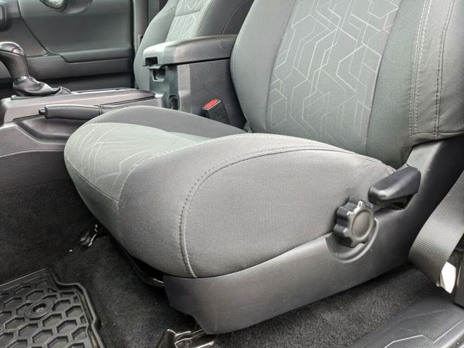 Toyota Tacoma trd sport access cab 4 tout compris hors Beige de 2018