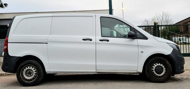 Mercedes Vito 2.2 cdi 140ch Blanc de 2020