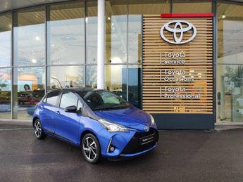  Voir détails -Toyota Yaris 100h Collection 5p à Longuenesse (62)