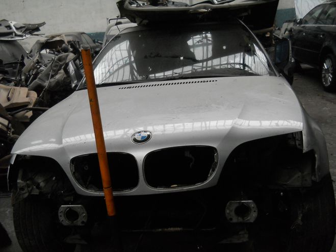 BMW Serie 3 vente pieces occasions grise de 2004