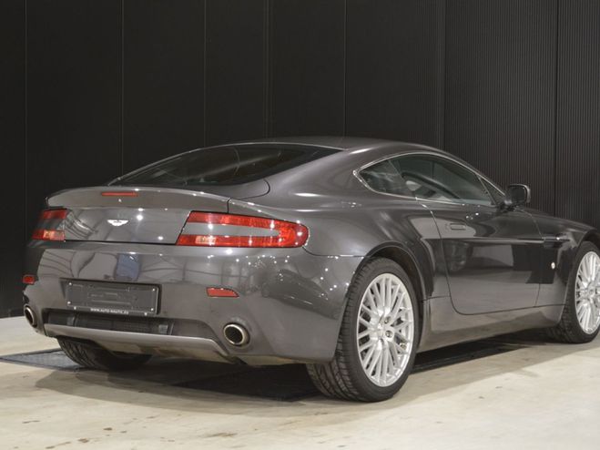 Aston martin V8 Vantage 4.7i 426 ch 1 MAIN !! 56.000 km !! gris de 2009