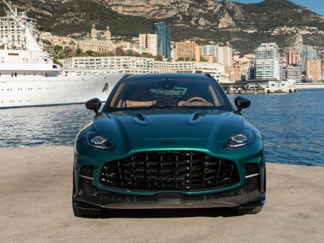 Aston martin DBX  Racing Green de 2023