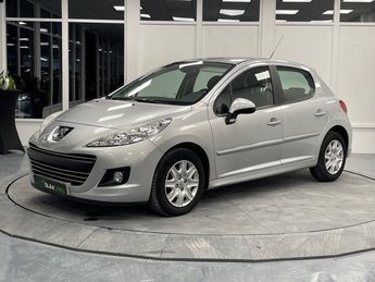  Voir détails -Peugeot 207 1.6 VTi 16v Premium 5p à Mougins (06)