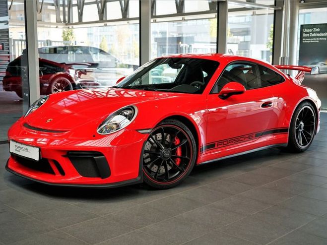 Porsche 911 / Bose / Chrono / Porsche approved Rouge de 2017
