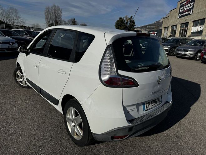 Renault Scenic 1.4 TCE 130CH EXPRESSION Blanc de 2012