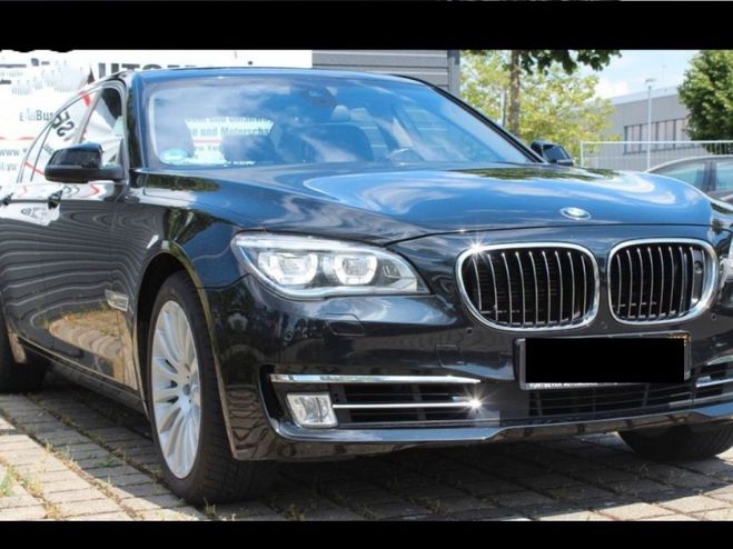 BMW Serie 7 750L d xDrive 380 02/2014 noir mtal de 2014