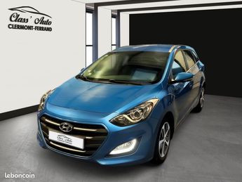  Voir détails -Hyundai I30 SW ii (2) 1.6 crdi 110 blue drive uefa e à Clermont-Ferrand (63)