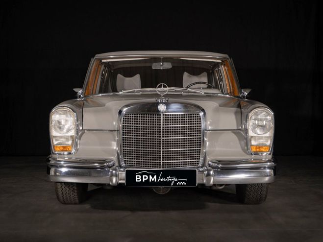 Mercedes 600  Gris de 1969