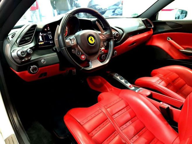 Ferrari 488 GTB  de 2016