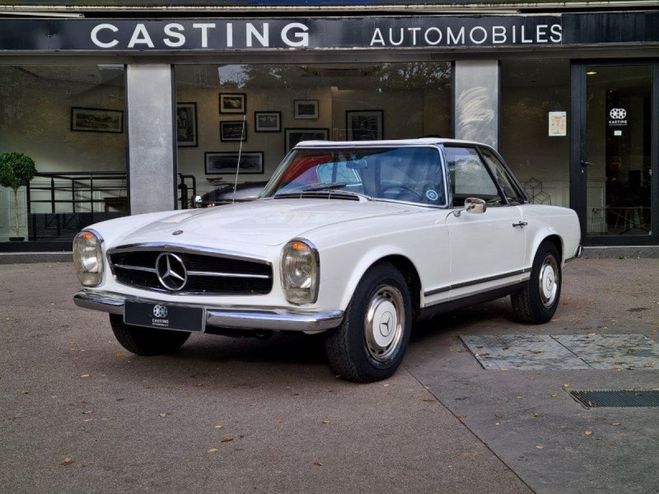 Mercedes 230 PAGODE // manual // 3rd seat Blanche de 1967