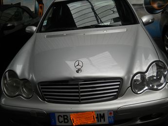  Voir détails -Mercedes 200 200cdi à Argenteuil (95)