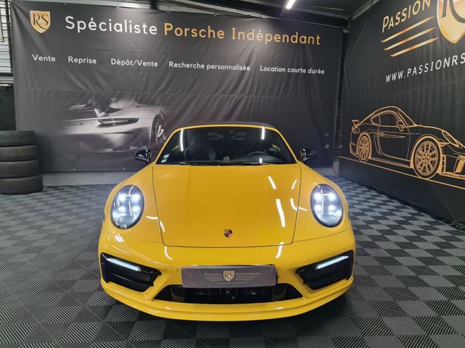 Porsche 911 992 CARRERA 4S CABRIOLET JAUNE RACING ?  Jaune Racing de 2019