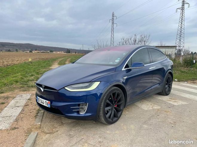 Tesla Model X 90 kWh All-Wheel Drive Performance Bleu de 2016