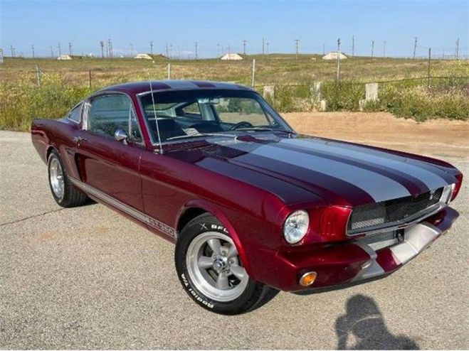 Ford Mustang FASTBACK 1965  de 1965