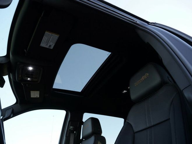 Chevrolet Silverado 6.2l high country crew cab 4x4 tout comp Noir de 2023