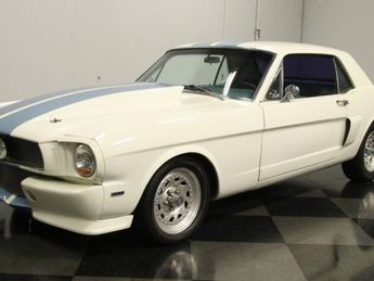 Voir détails -Ford Mustang COUPE 1966 à  Le Havre (76)