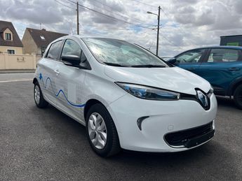  Voir détails -Renault Zoe Life Charge Rapide Gamme 2017 à Pussay (91)