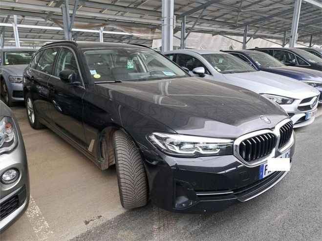 BMW Serie 5 Touring SERIE (G31) 520DA 190CH LOUNGE S Noir Saphir de 2021