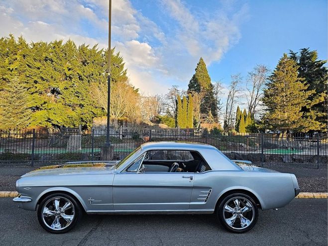 Ford Mustang Coupe  de 1966