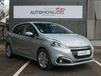  Voir détails -Peugeot 208 1.2 VTi 82 ch - SIGNATURE 1ERE MAIN à Héricourt (70)