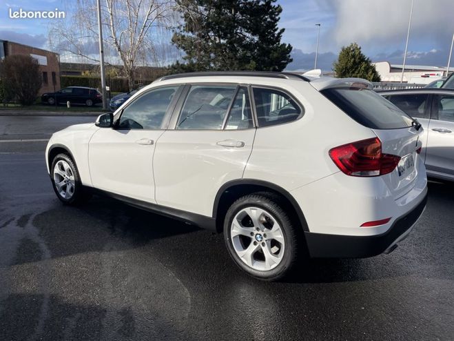 BMW X1 18d 143 lounge XDRIVE Blanc de 2014