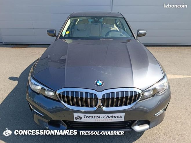 BMW Serie 3 G20 318d 150 ch BVA8 Luxury Gris de 2019