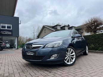  Voir détails -Opel Astra 1.6i Cosmo à Steenokkerzeel (18)