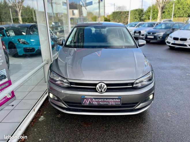 Volkswagen Polo 1.0 65 S&S BVM5 Connect Gris de 2019