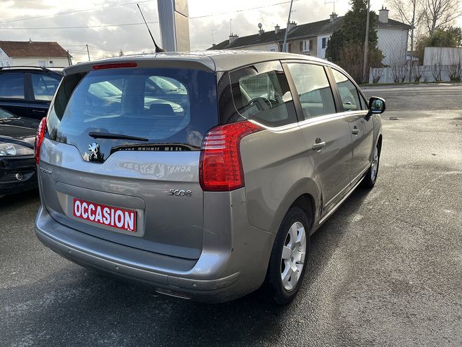 Peugeot 5008 1.6 HDI112 FAP ACTIVE 7PL GRIS C de 2012