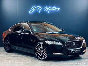 Voir détails -Jaguar XF 2 3.0d v6 300 portfolio bva8 garantie 12 à Thoiry (78)