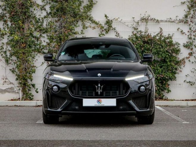 Maserati Levante 3.8 V8 580ch Trofeo Noir Mtal de 2022