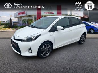  Voir détails -Toyota Yaris HSD 100h Graphic 5p à Boulogne-sur-Mer (62)