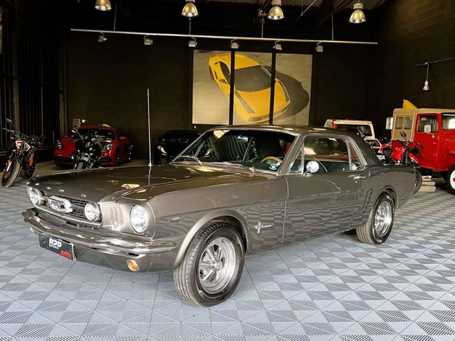 Ford Mustang v8 boite meca 289 ci coupe Gris de 1965