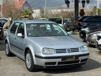  Voir détails -Volkswagen Golf 1.4 75CH 5P à Colmar (68)
