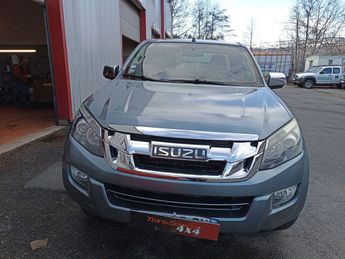  Voir détails -Isuzu Dmax x 2.5 TD 163 SPACE SOLAR A/C 4X4 à Murat (15)