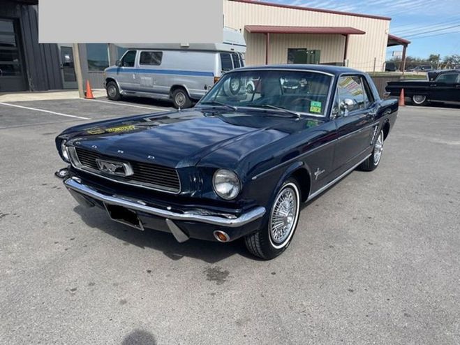 Ford Mustang 6cyl 3 speed  de 1966