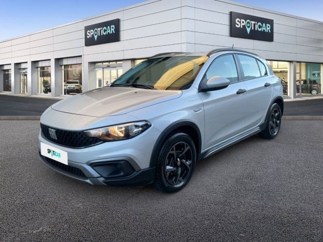 Fiat Tipo Cross 1.5 FireFly Turbo 130ch S/S Pack H Gris Maestro Mtallis de 2022