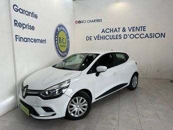  Voir détails -Renault Clio IV STE 1.5 DCI 90CH ENERGY AIR MEDIANAV  à Nogent-le-Phaye (28)