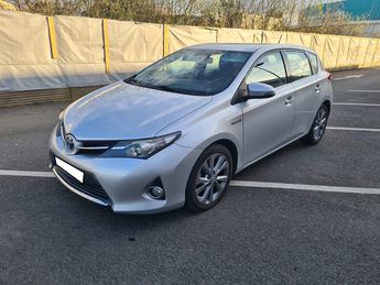  Voir détails -Toyota Auris hsd 1.8 à Coignires (78)