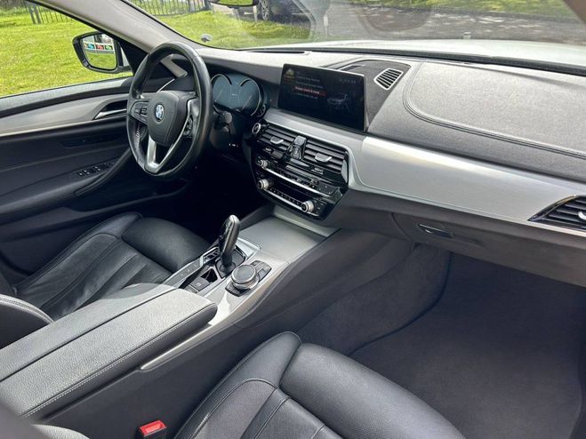 BMW Serie 5 G30 530eA iPerformance 252ch Luxury BLANC de 2017